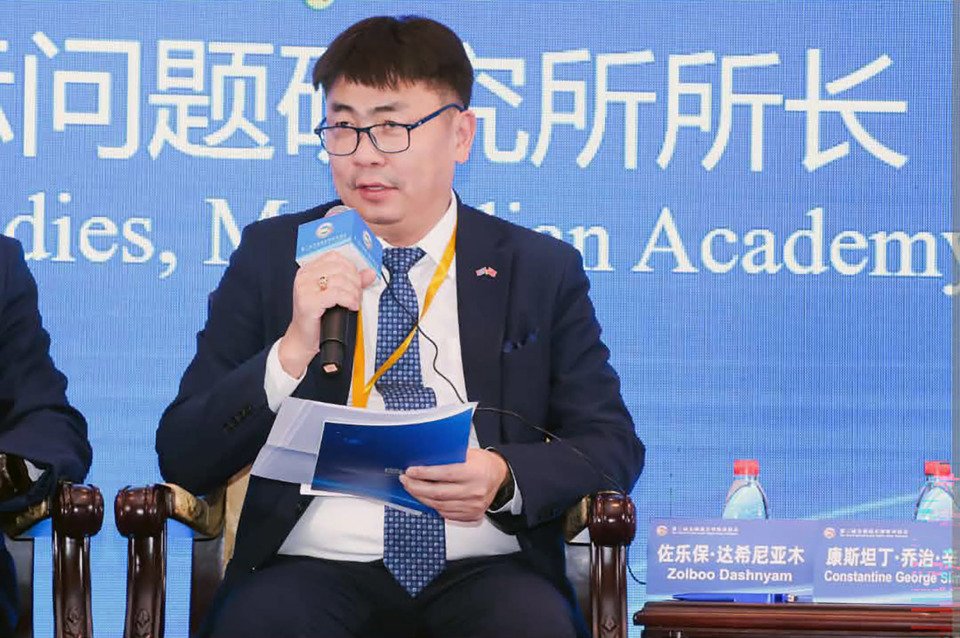 Д.Золбоо: Казахстан, Монгол Улс автозамаар шууд холбогдох нь стратегийн чухал ач холбогдолтой